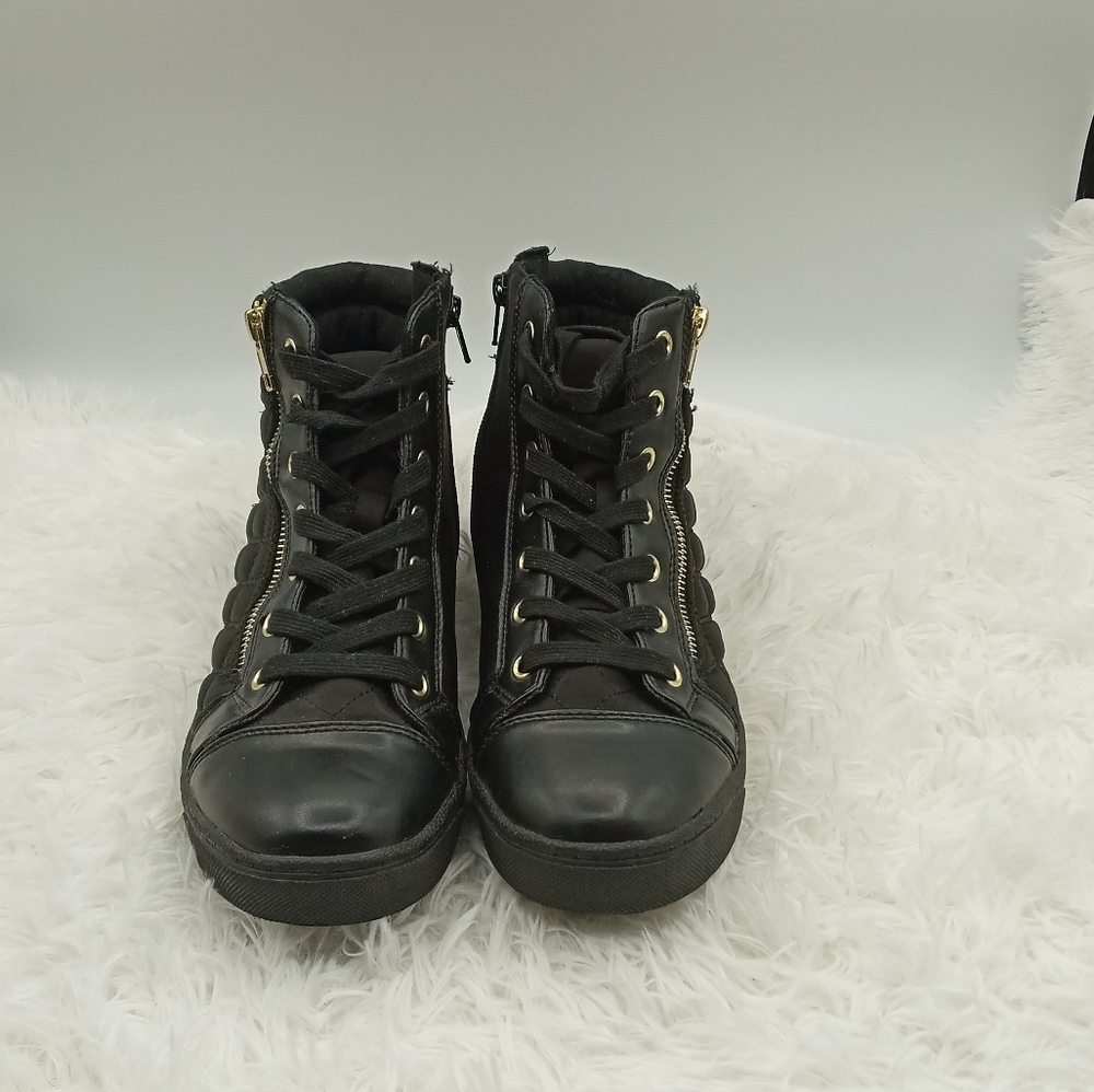 Womens Fashion Juicy Couture Shoes Size 9